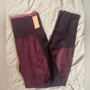 NWT Seamless High Rise Thirdlove Purple colored leggings size extra large